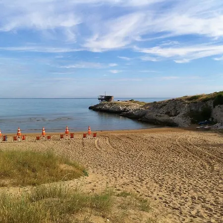 Village Baia Falcone * فيستَ