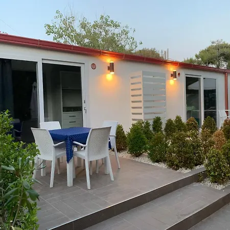 Semesterpark Village Baia Falcone *