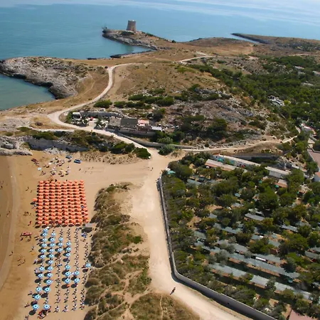 Village Baia Falcone * Vieste